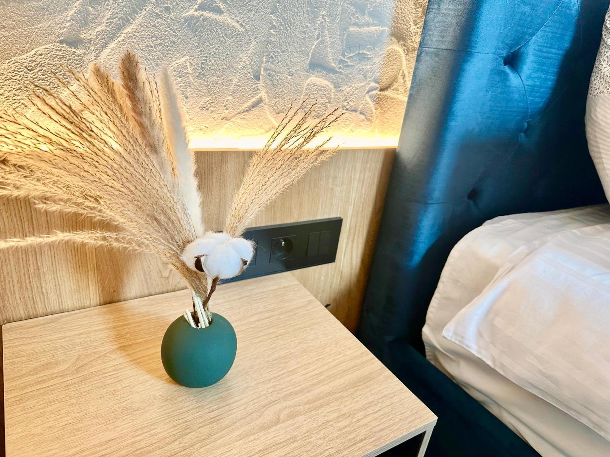 Hotel Particulier Adult Only Les Reveries Du Clos Spa Degustation Et Diner Sur Reservation بومارد المظهر الخارجي الصورة