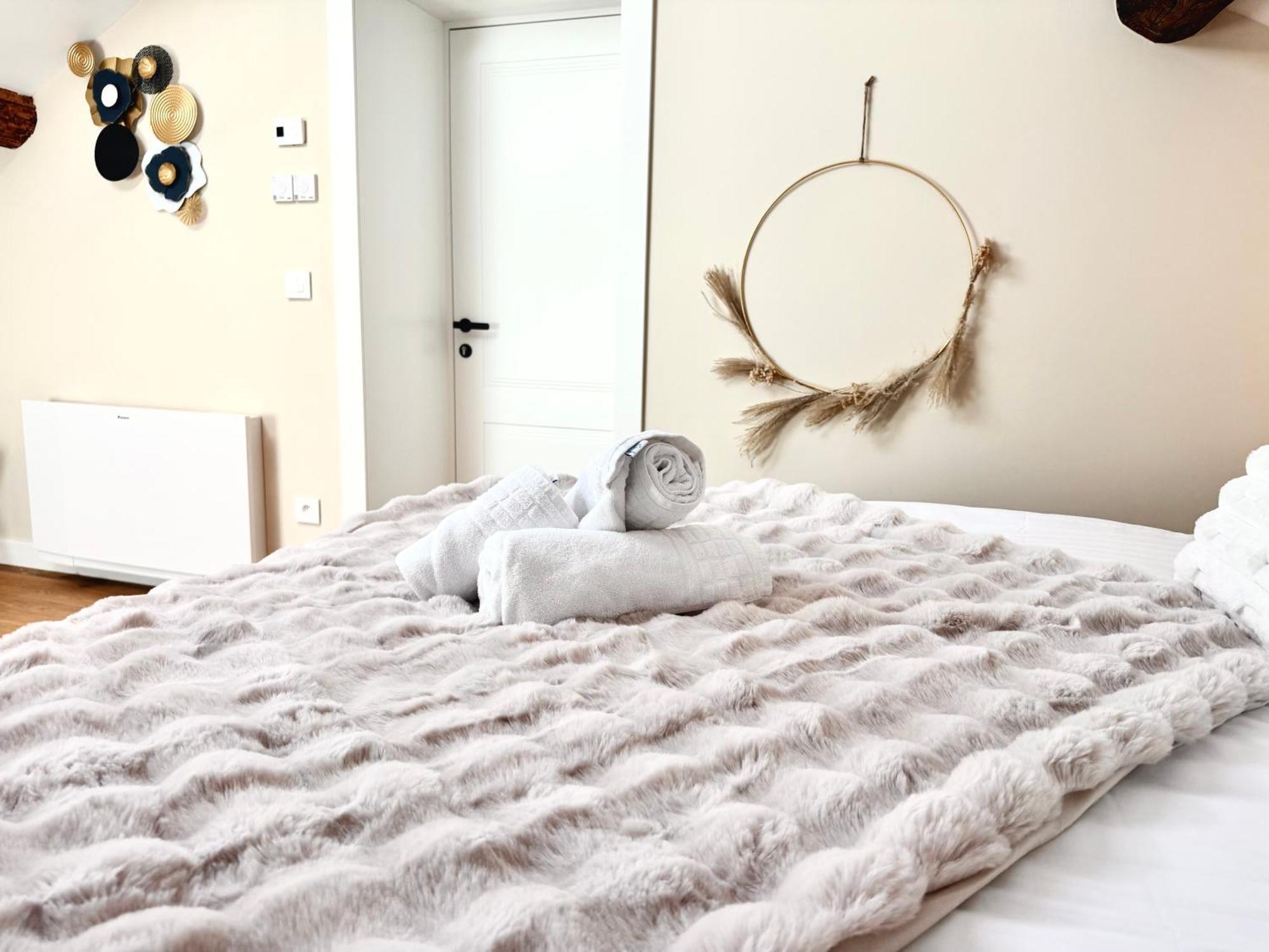 Hotel Particulier Adult Only Les Reveries Du Clos Spa Degustation Et Diner Sur Reservation بومارد المظهر الخارجي الصورة