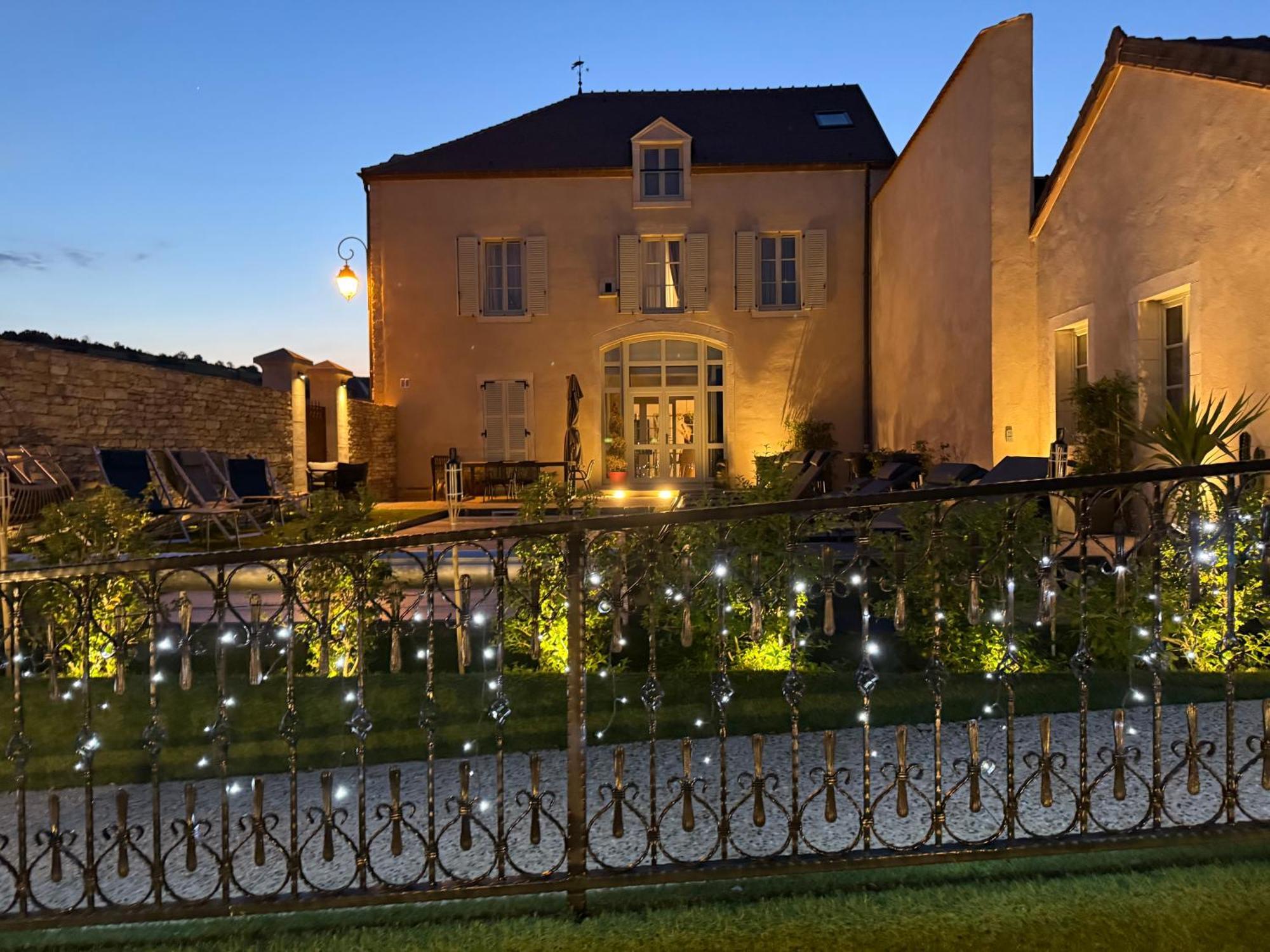 Hotel Particulier Adult Only Les Reveries Du Clos Spa Degustation Et Diner Sur Reservation بومارد المظهر الخارجي الصورة