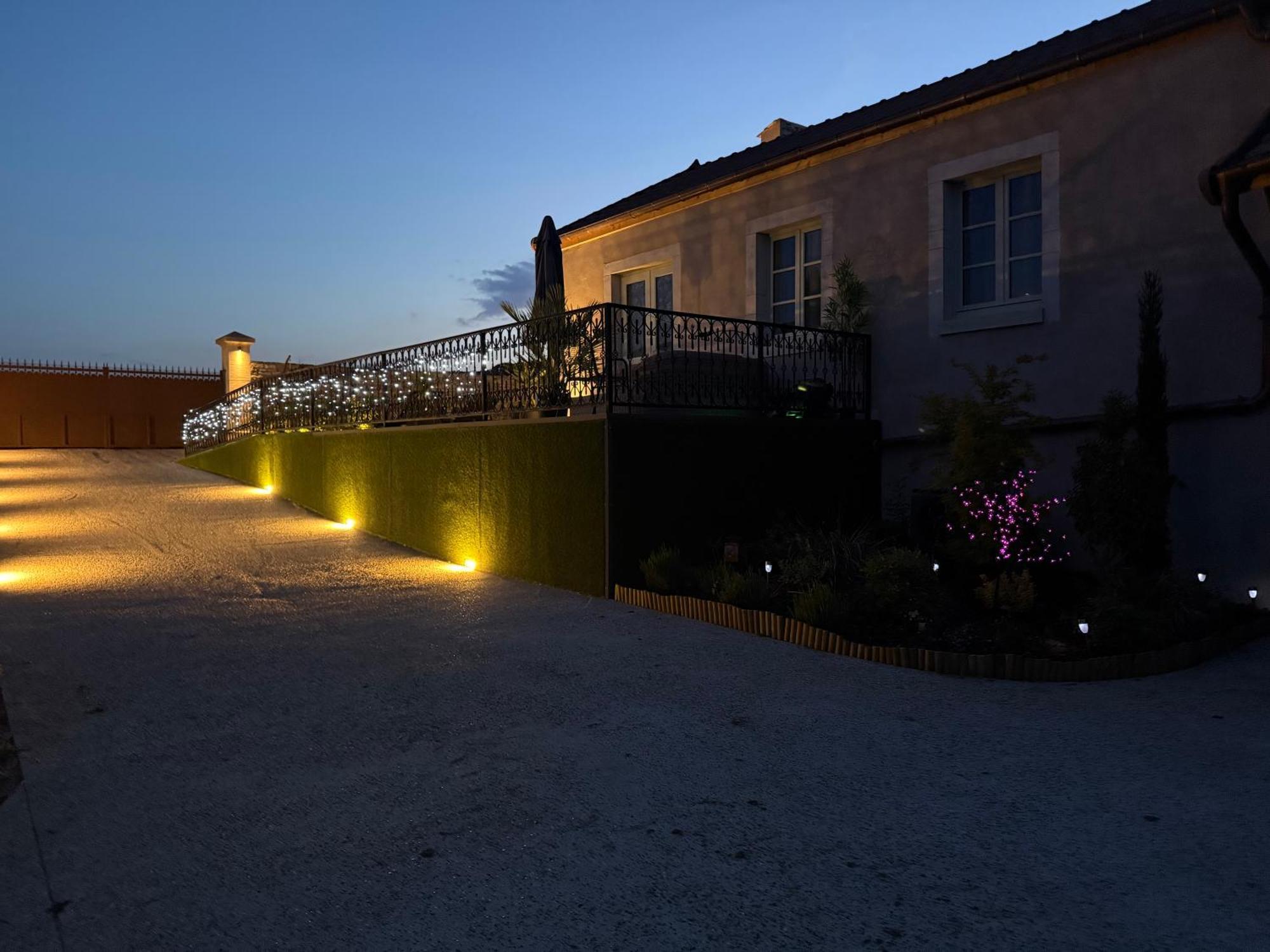Hotel Particulier Adult Only Les Reveries Du Clos Spa Degustation Et Diner Sur Reservation بومارد المظهر الخارجي الصورة