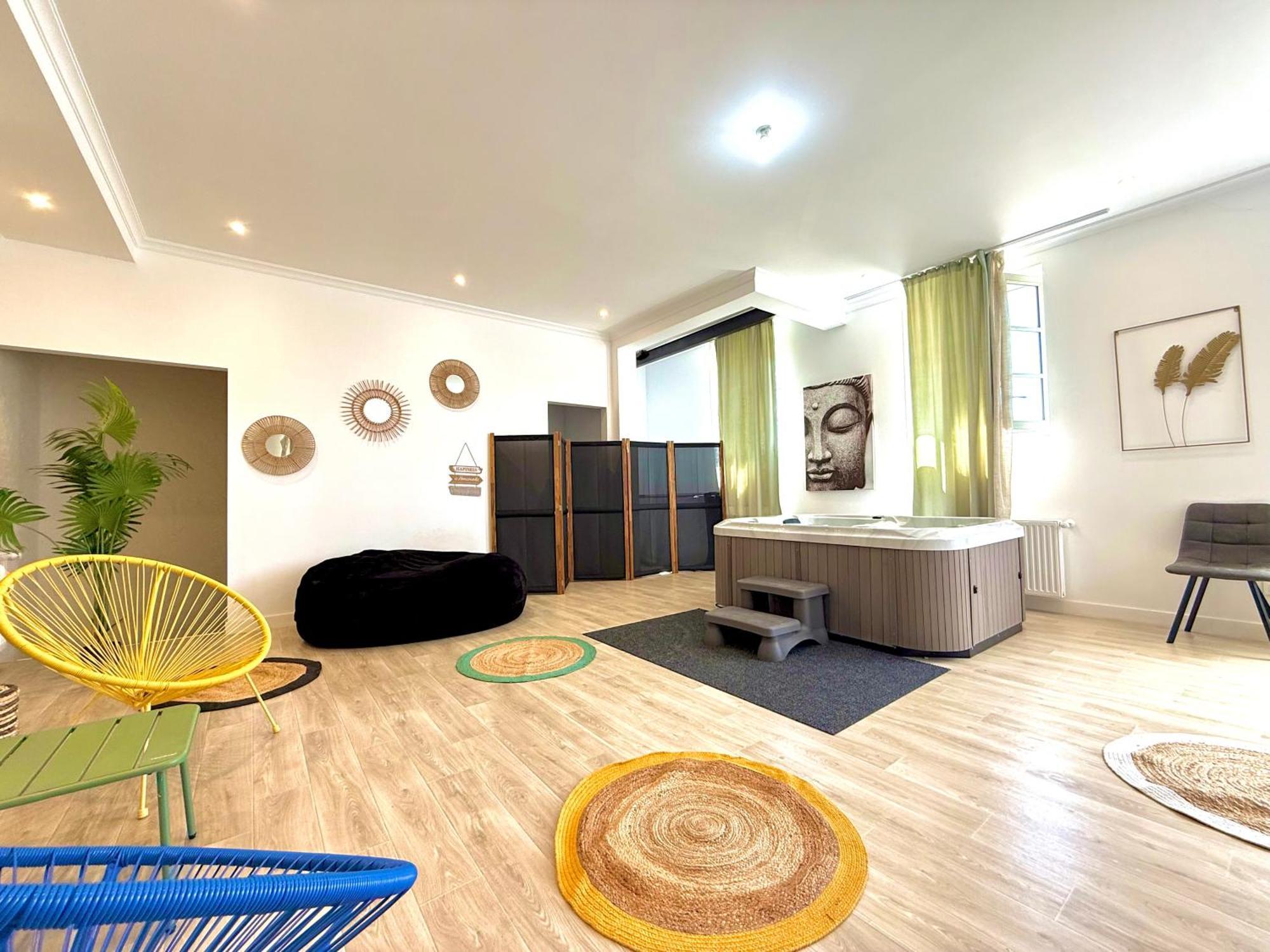 Hotel Particulier Adult Only Les Reveries Du Clos Spa Degustation Et Diner Sur Reservation بومارد المظهر الخارجي الصورة